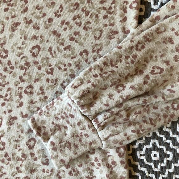 J. Crew Factory Puff sleeve fleece top - Picture 3 of 5